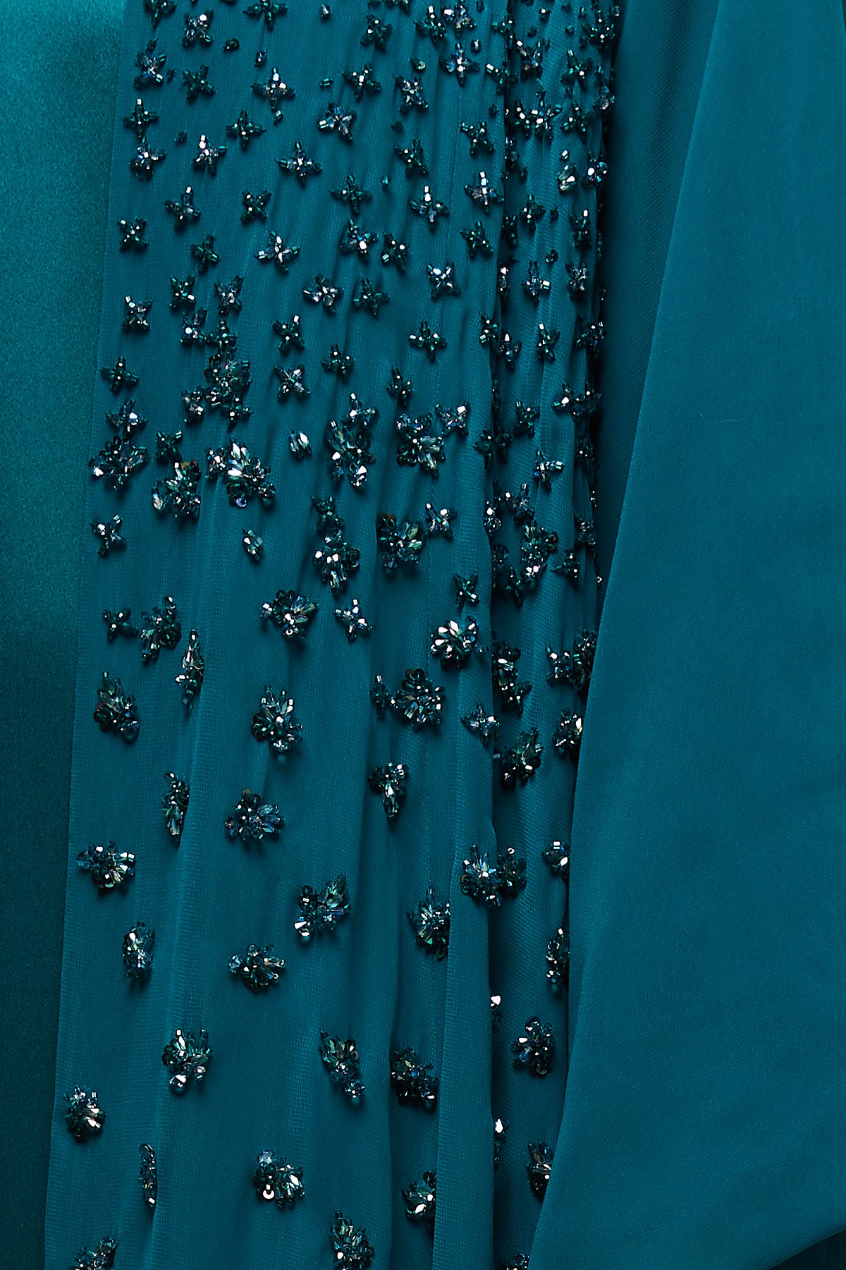 Peacock Shimmer HH773312